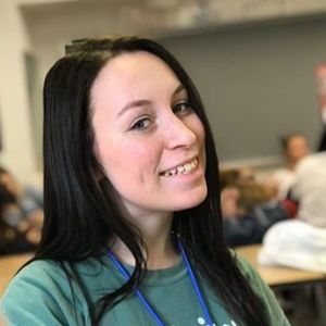 Meet your Posher, Cynthia